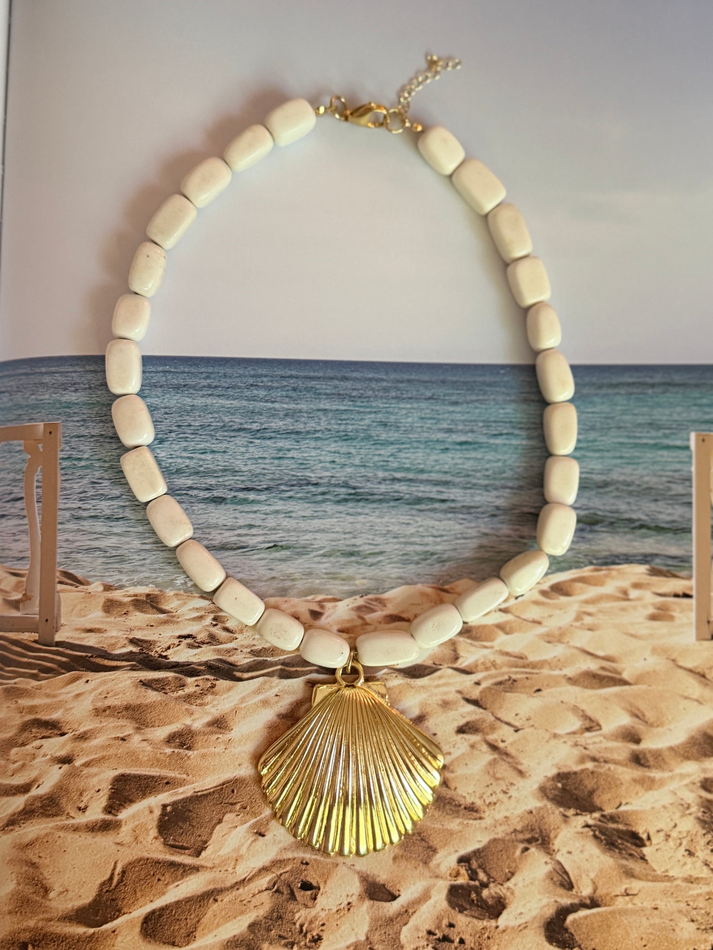 Scarlett Beaded Shell necklace