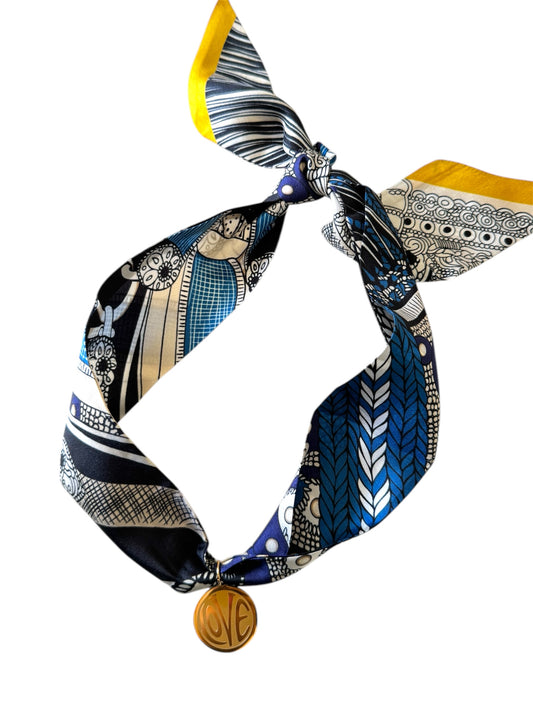 Vera Love Scarf Necklace