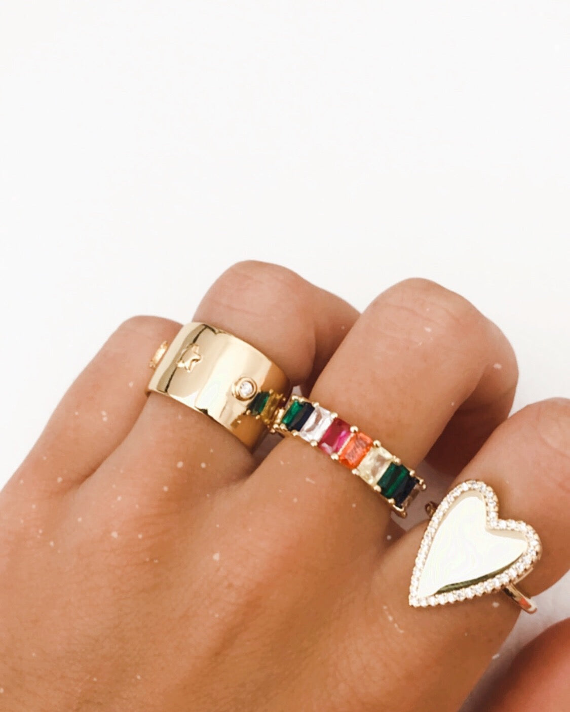 Gold heart ring